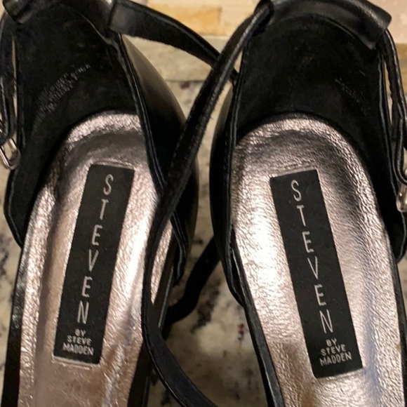 STEVEN by Steve Madden - Picture 3 of 6